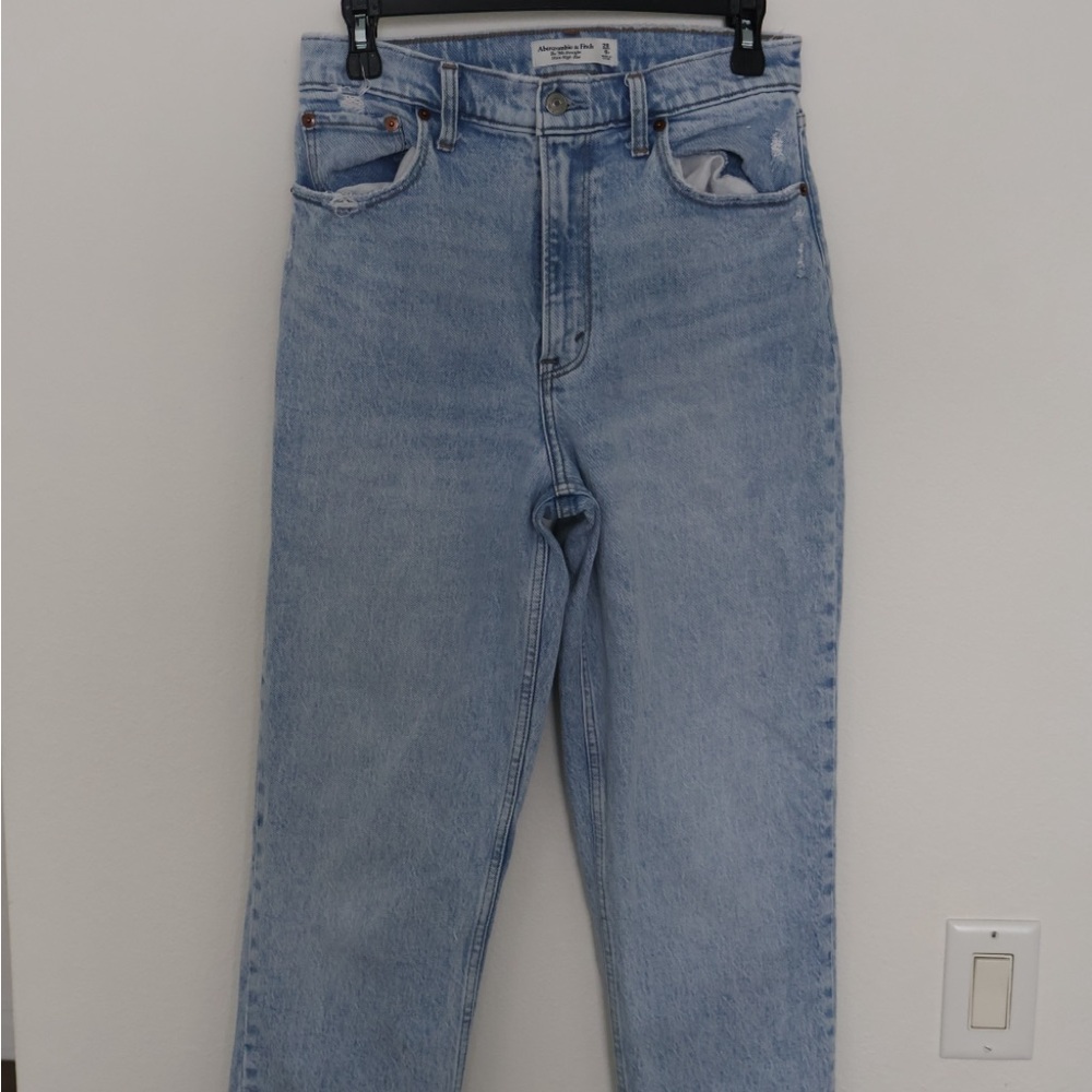 Abercrombie & Fitch High Rise Blue Jeans Relaxed Fit